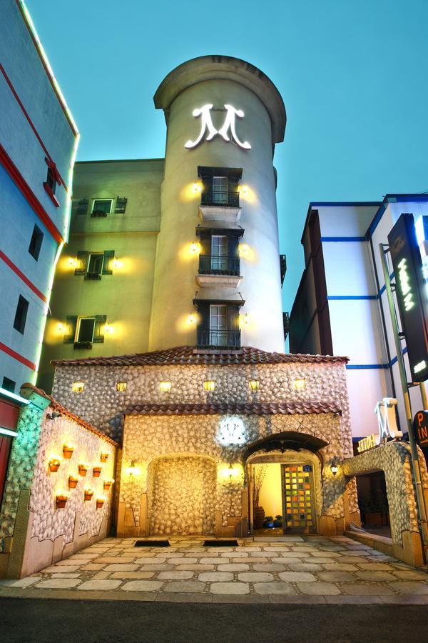 Hotel M Seoul Bagian luar foto
