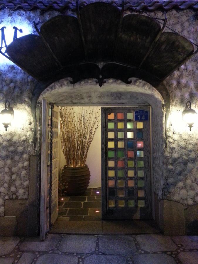 Hotel M Seoul Bagian luar foto