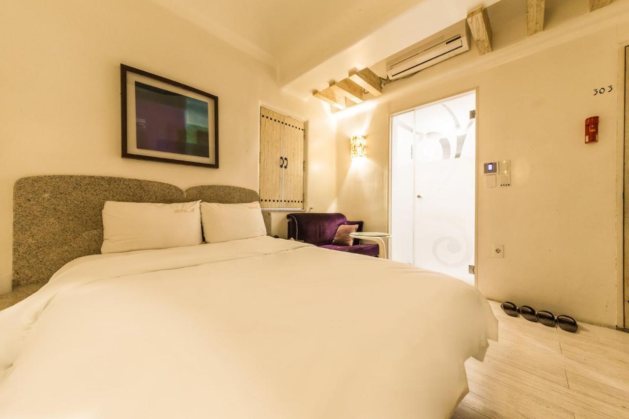 Hotel M Seoul Bagian luar foto