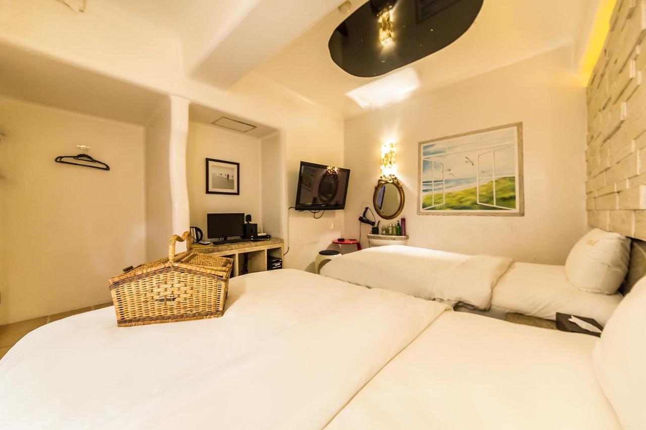 Hotel M Seoul Bagian luar foto